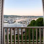 Ξενοδοχείο Marina 4*