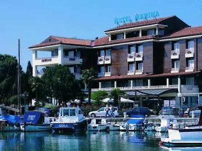 Hotel Marina 4*